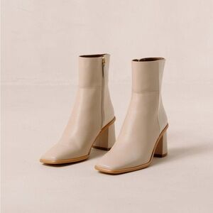 ALOHAS West Boots Stone Cream Beige, Size EU 38/US 7